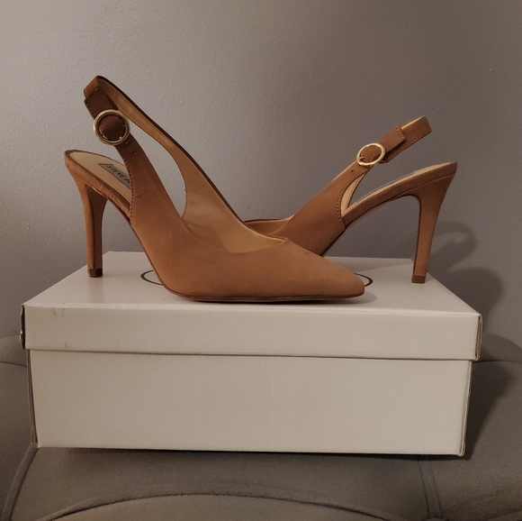 Shoes - Picture 3 of 5